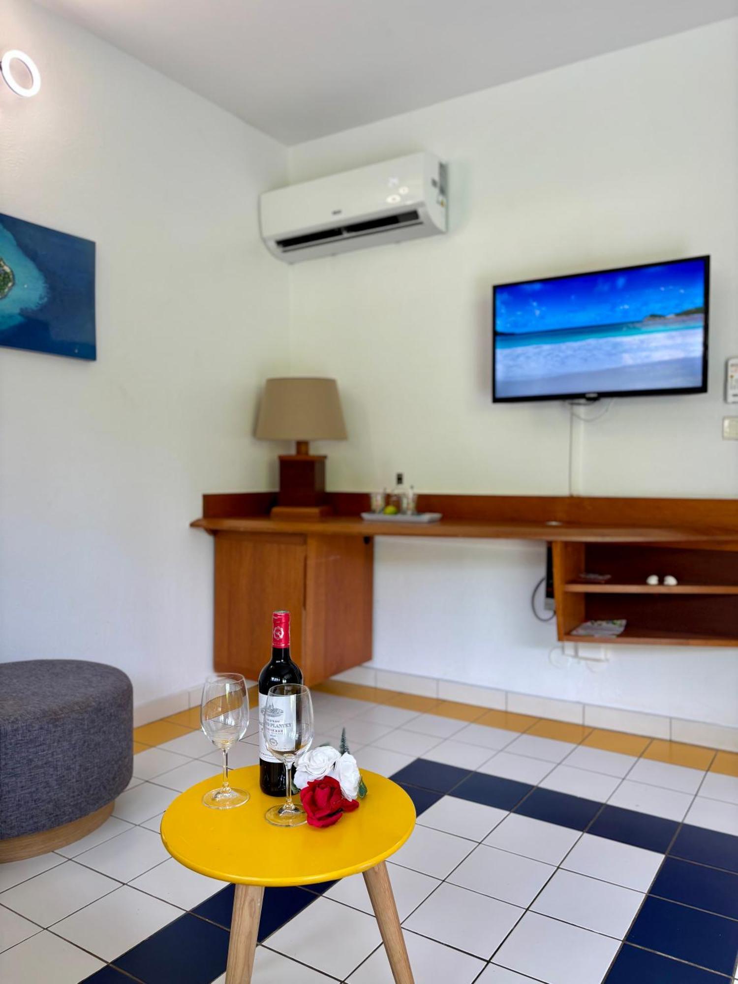 La Ruche De Maia - Blue Dream Beach - Piscine - Jardin - Plage Grand-Bourg  Luaran gambar